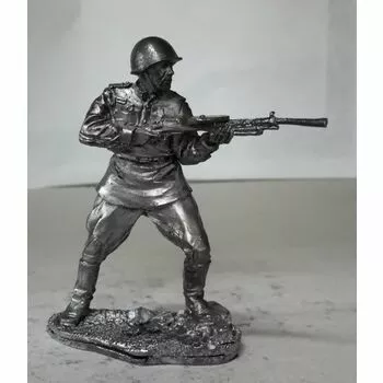 Красноармеец с пулеметом 1945 год, (Битва за Берлин)